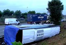 Vuelco de bus en Barcelona deja 24 heridos