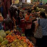 Comerciantes de mercados esperan por familias en este verano Semana santa