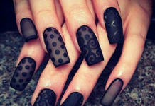 Diseños que sólo podrás lograr con esmalte color negro mate