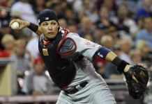 Molina finalista para octavo Guante de Oro consecutivo