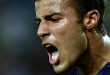 Barcelona renueva con Rafinha hasta el 2020