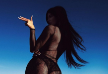 Foto: Kylie Jenner se tatuó una nalga