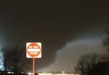 Tornado destruye decenas de casas en Dallas