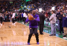Lakers pierden último juego de Kobe en Sacramento
