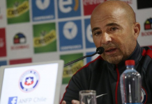 Salida de Sampaoli de selección chilena en manos de abogados