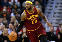LeBron firma su 40mo «triple doble»