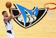 Parsons anota 29 y Mavs derrotan a Wolves