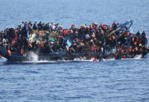 Casi 100 muertos al naufragar embarcación en Italia
