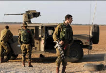 Militares israelíes destrozan aldea palestina