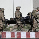 Mueren cinco soldados de la OTAN en dos ataques en Afganistán