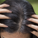 ¿Si te arrancas una cana, estas se multiplican?