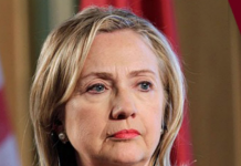 Multan a Hillary Clinton por estacionarse mal