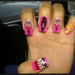 Usuarios se pintan las uñas en apoyo a Bruce Jenner