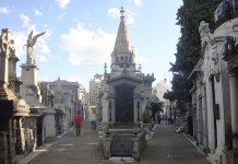 Argentina: Cuidador de cementerio mata a su familia y se suicida