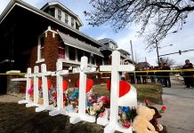 Arrestan a 2 sospechosos de asesinar a familia en Chicago