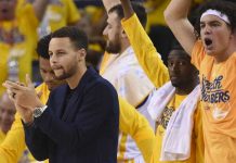 Curry en duda para tercer partido de Warriors-Blazers
