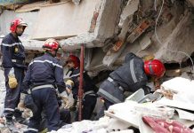 Un muerto y 19 heridos en derrumbe de edificio en Marruecos