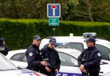 Asesino de policías franceses declaró lealtad al EI