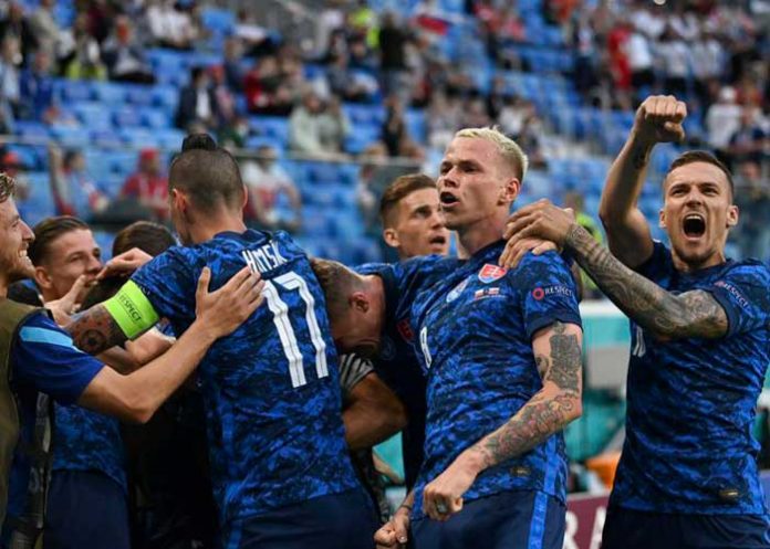 Eslovaquia eslovaquia, skriniar, eurocopa,