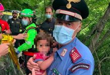 Italia: Localizan con vida en un barranco a niño desaparecido hace días italia, niño, desaparecido,
