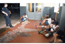 Un muerto y 54 detenidos por enfrentamiento entre hinchas paraguayos