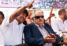 Cocaleros rinden homenaje a José Mujica