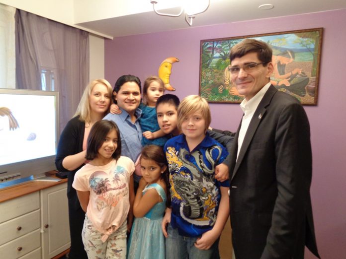 IV-Javier-y-su-familia-en-Finlandia