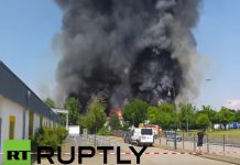 Video: Incendio ‘devora’ campo de refugiados en Alemania