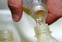 India: Licor alterado mata a 19 personas y causa ceguera a 6