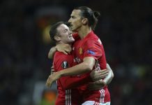 Man United gana tras ingreso de Rooney