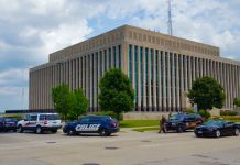 Tres muertos tras tiroteo en una corte de Michigan