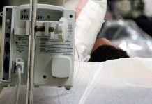 Mujer baleada en el abdomen da a luz un bebé sano en Chicago