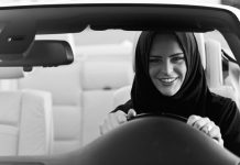 Sociedad saudita decidirá si las mujeres podrán conducir