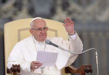 Papa visita Asís, la tierra de San Francisco