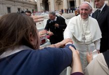 Mujeres podrían servir como «diáconos» en la Iglesia Católica