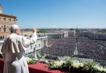 Papa pide a católicos se reconozcan pecadores