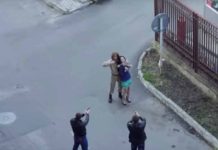Soldado ruso confunde el rodaje de una película con una toma de rehenes