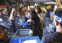 Rangers se coronan en el Oeste de la Americana