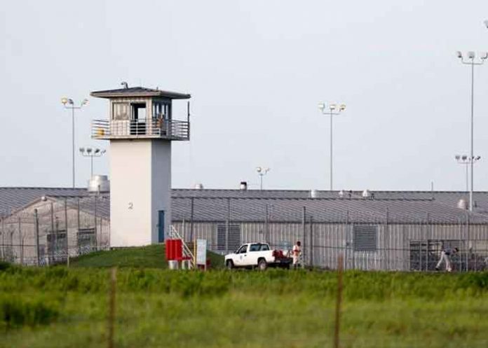 estados unidos, beaumont, reos, escape, prision, dejan maniquies, reos,