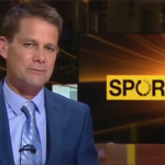 Presentador usa «tableta invisible»