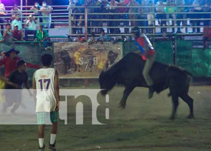 nicaragua, nandaime, monta de toros, apogeo, adrenalina,