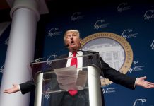 Trump pospone plan de viajar a Israel