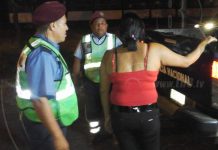 Lo balean frente a su casa por robarle