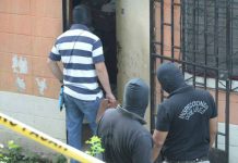 El Salvador: Matan a hombre frente a su familia
