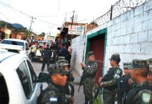Hombres armados matan a 8 jóvenes en Honduras