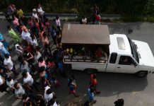 Criminales matan a 3 estudiantes en El Salvador