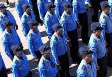 Honduras duplicará número de policías para frenar violencia