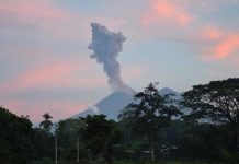 Explosión del Volcán de Fuego despierta a guatemaltecos