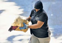 Encuentran dos cadáveres ensabanados en El Salvador