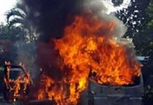 Delincuentes prenden fuego a bus de transporte en Honduras